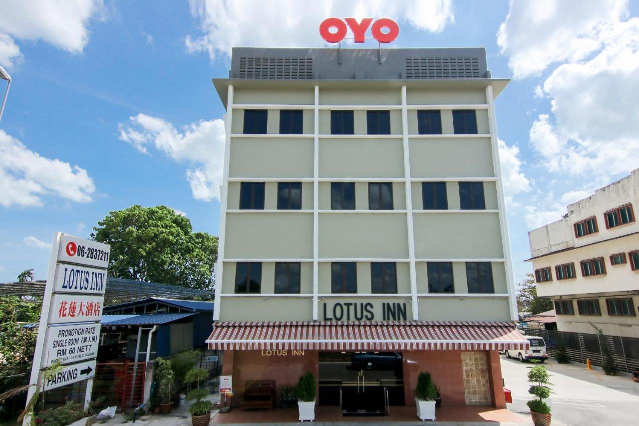 Oyo 89846 Lotus Inn Hotel Malacca Kültér fotó